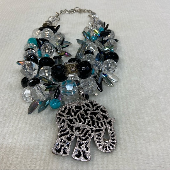 Large Black Elephant Medallion on Beaded Necklace - Picture 9 of 10